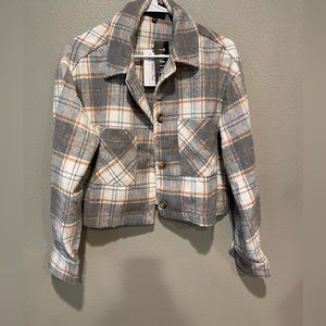 Cropped flannel size-small